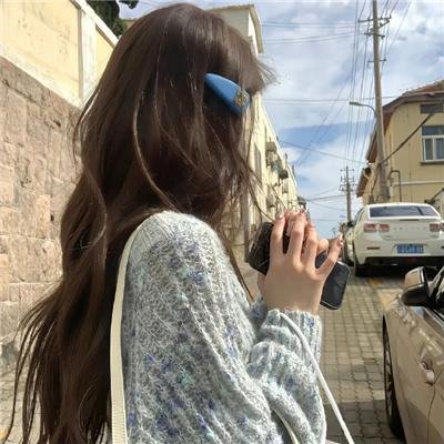 我还在梦中 海报