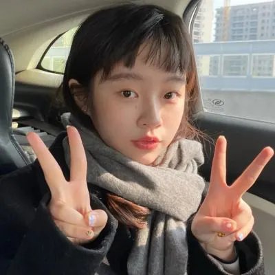 我们是谁 海报