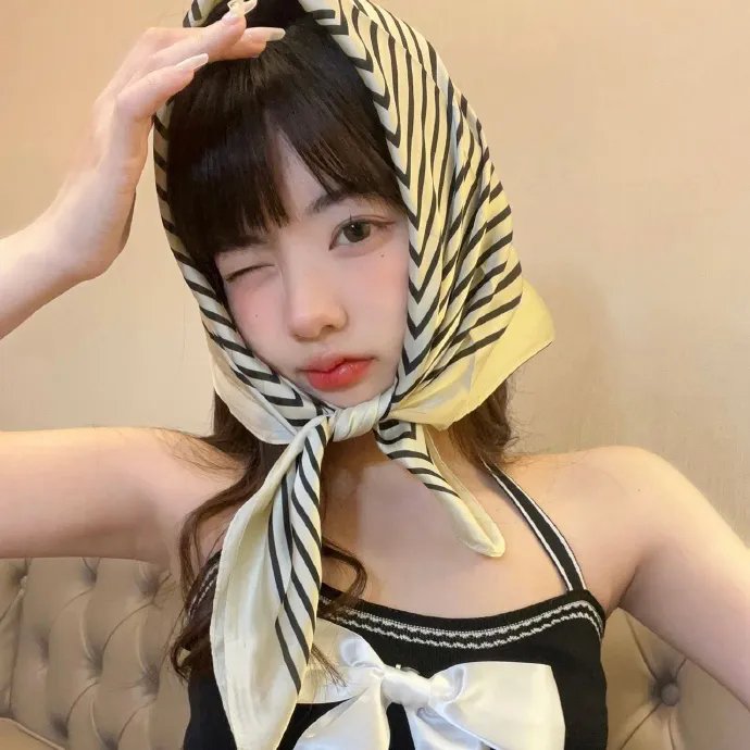 边城春梦 海报